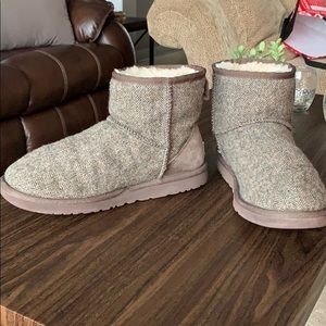 Mini Uggs!